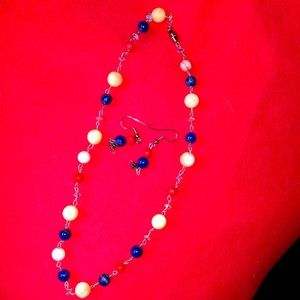 Beautiful semiprecious necklace and earrings set!